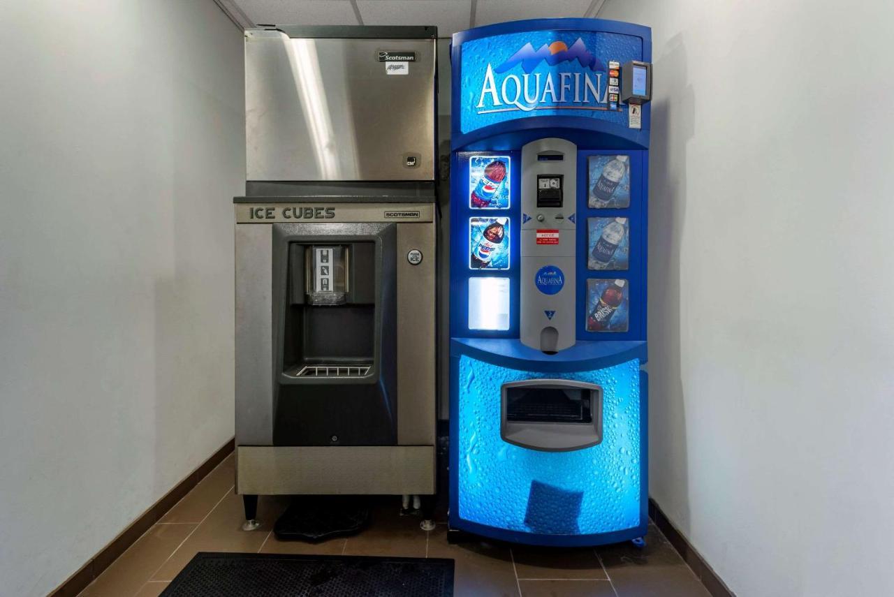 Comfort Suites Newark - Harrison Dış mekan fotoğraf