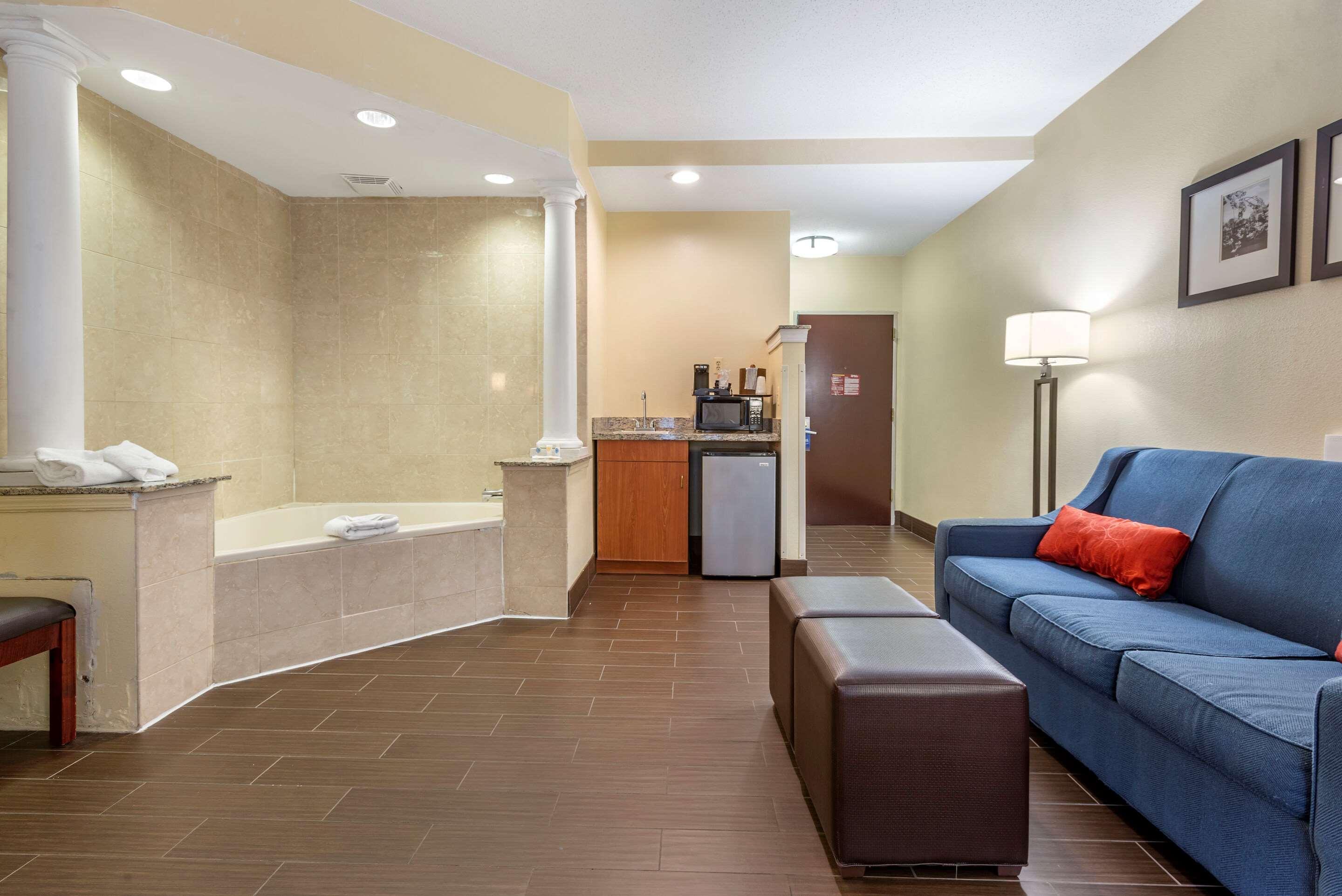 Comfort Suites Newark - Harrison Dış mekan fotoğraf