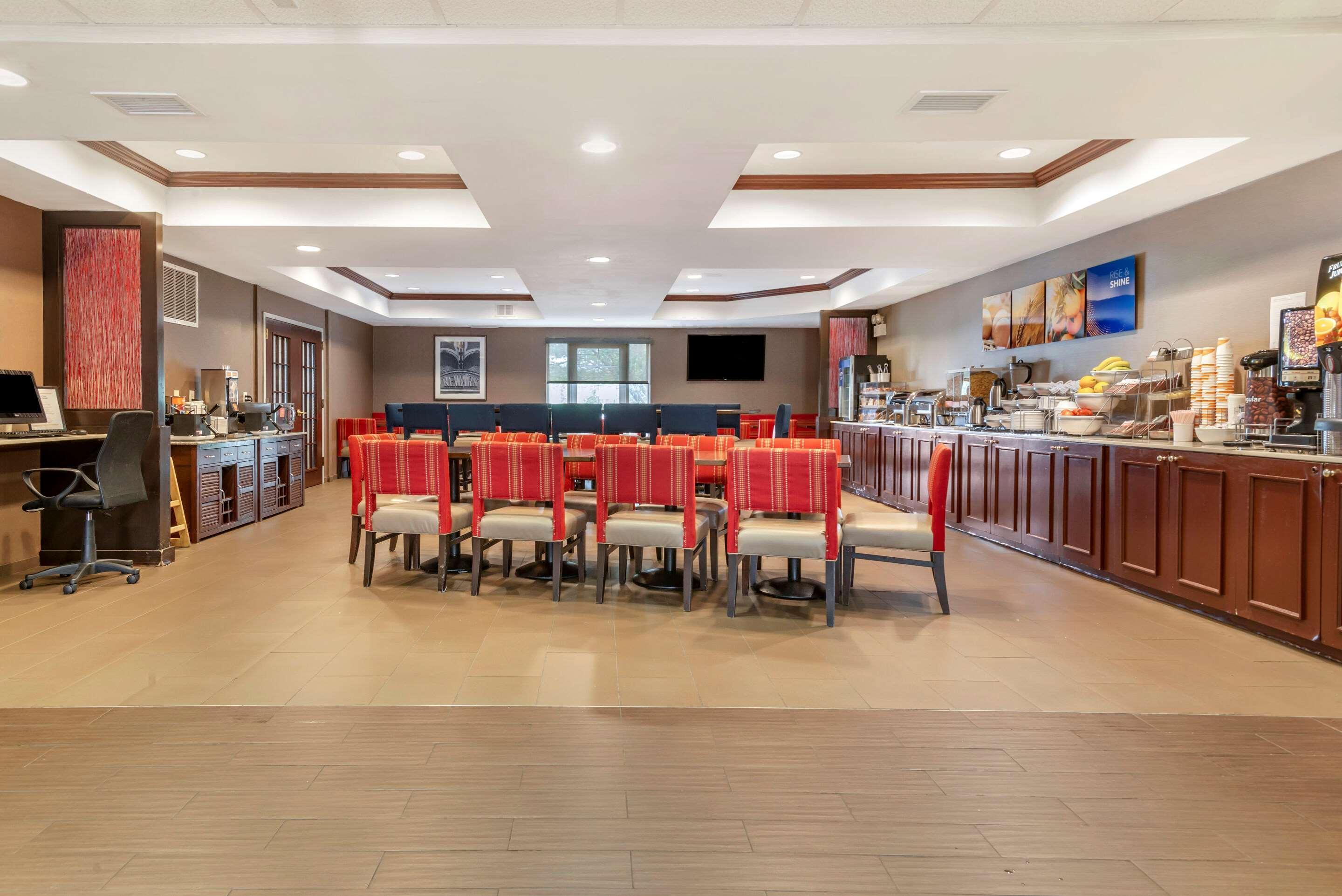 Comfort Suites Newark - Harrison Dış mekan fotoğraf